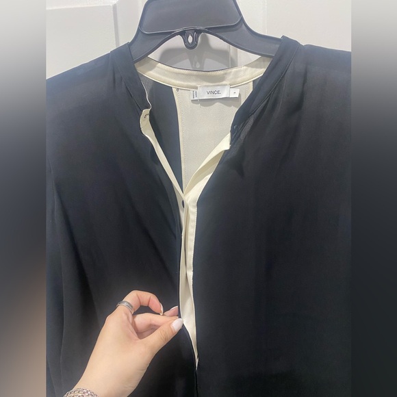 Vince 100% Silk Top Size S - Picture 2 of 6